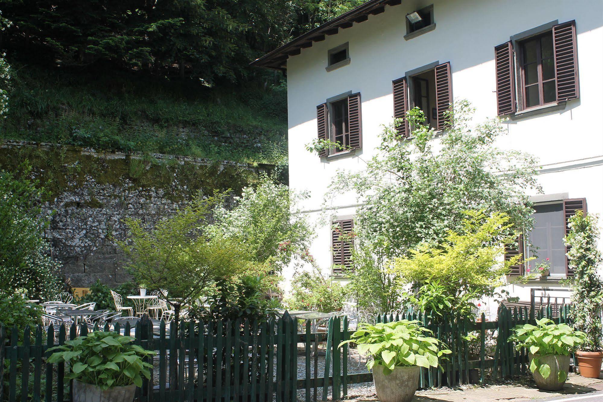 Locanda Dei Baroni - Antica Dimora Camaldoli Exterior photo